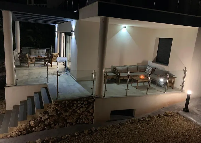 Вилла Lomalisa *